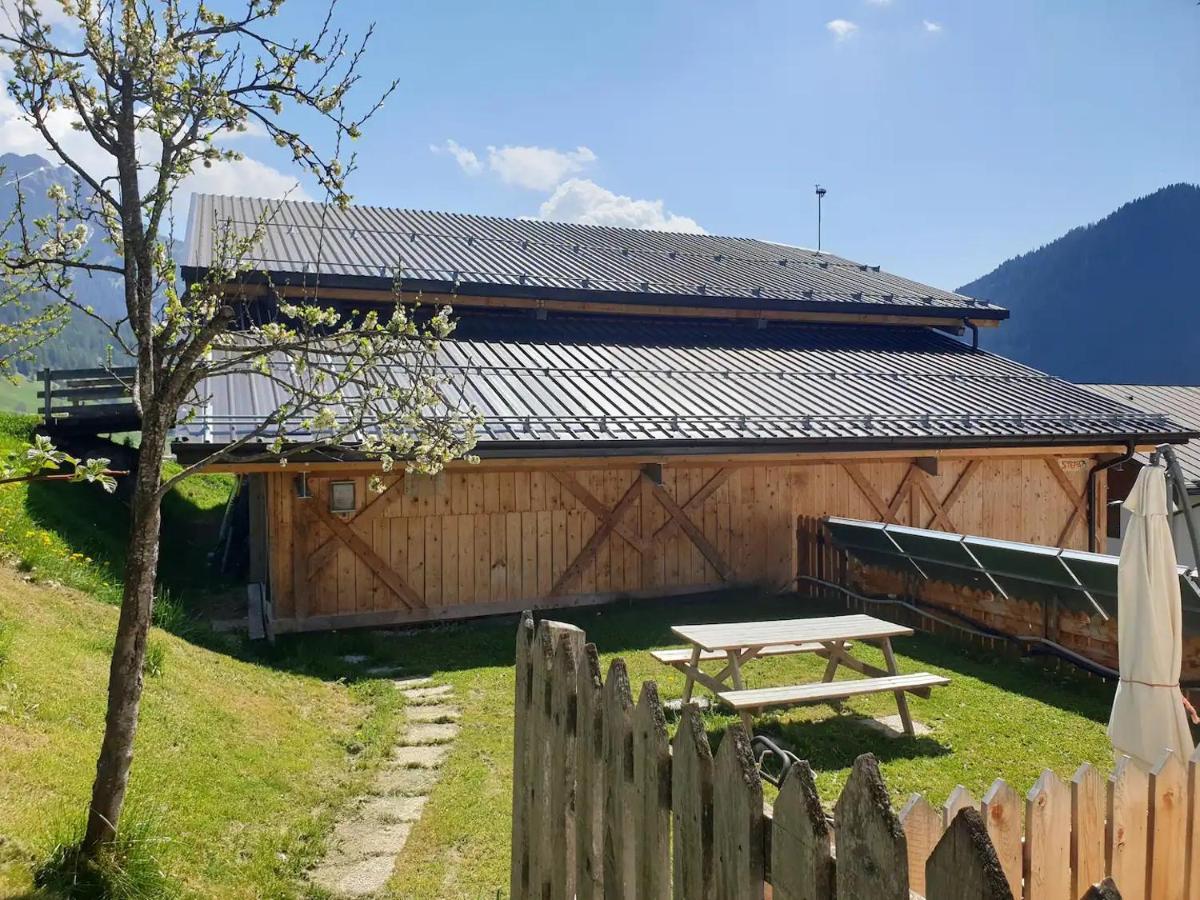 App Col Di Lana - Agriturismo La Majon Da Col Colle Santa Lucia Buitenkant foto